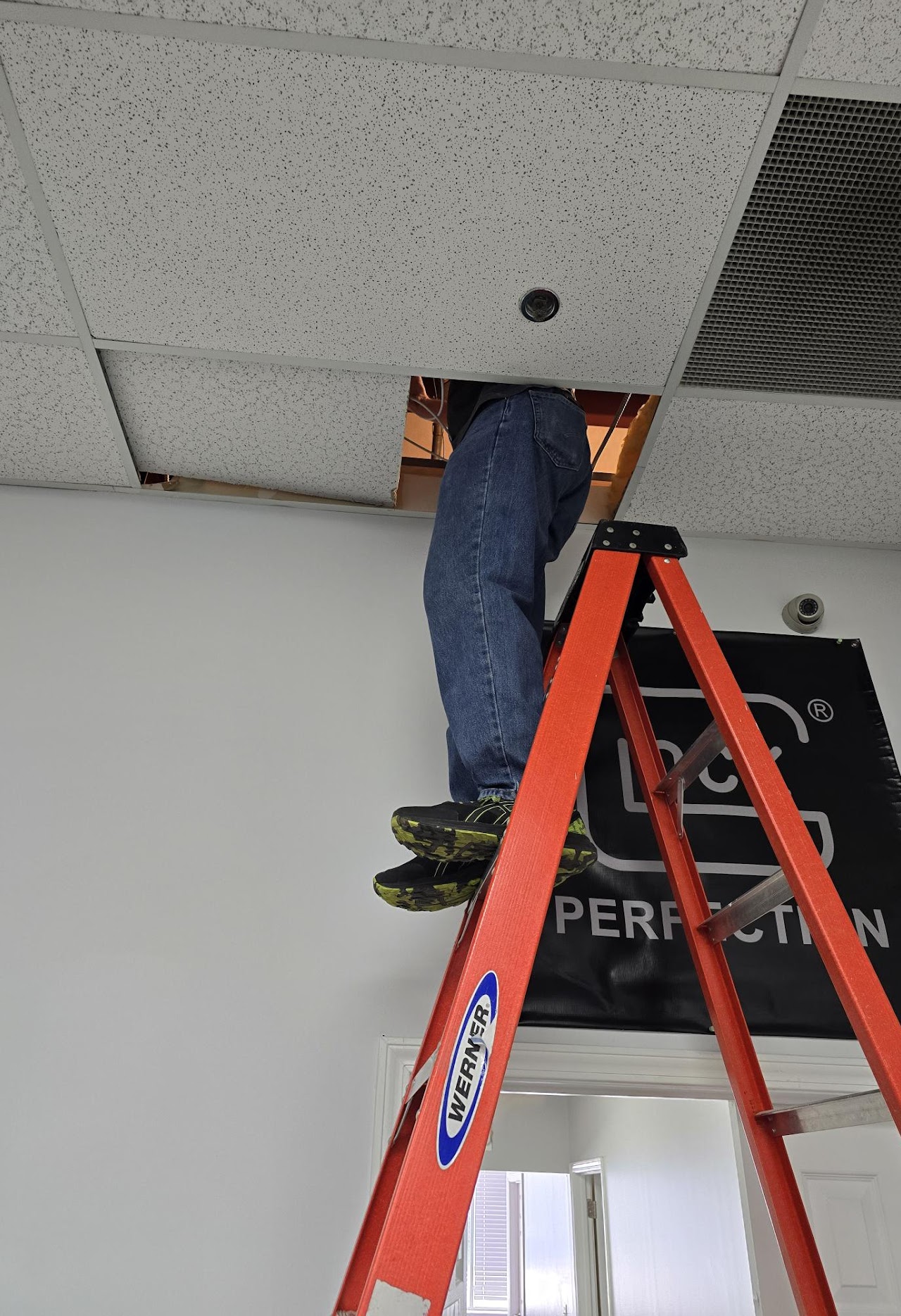 Janky moment 2: Ceiling Inspection